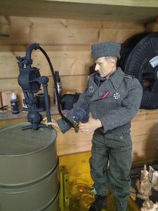 pompe a carburant ww2 allemande   1/6